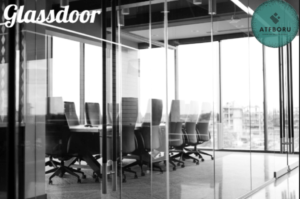 Read more about the article Glassdoor: Your Ultimate Guide to Company Insights